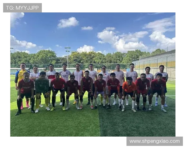 足球比赛中的团队合作与个人突破完美结合 足球比赛中的团队合作与个人突破完美结合