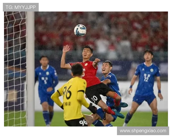 足球比赛中的技术性犯规与战术性犯规