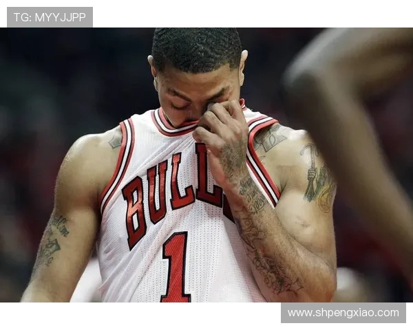 08年NBA选秀状元德里克罗斯加盟公牛队开启职业生涯 08年NBA选秀状元德里克罗斯加盟公牛队开启职业生涯